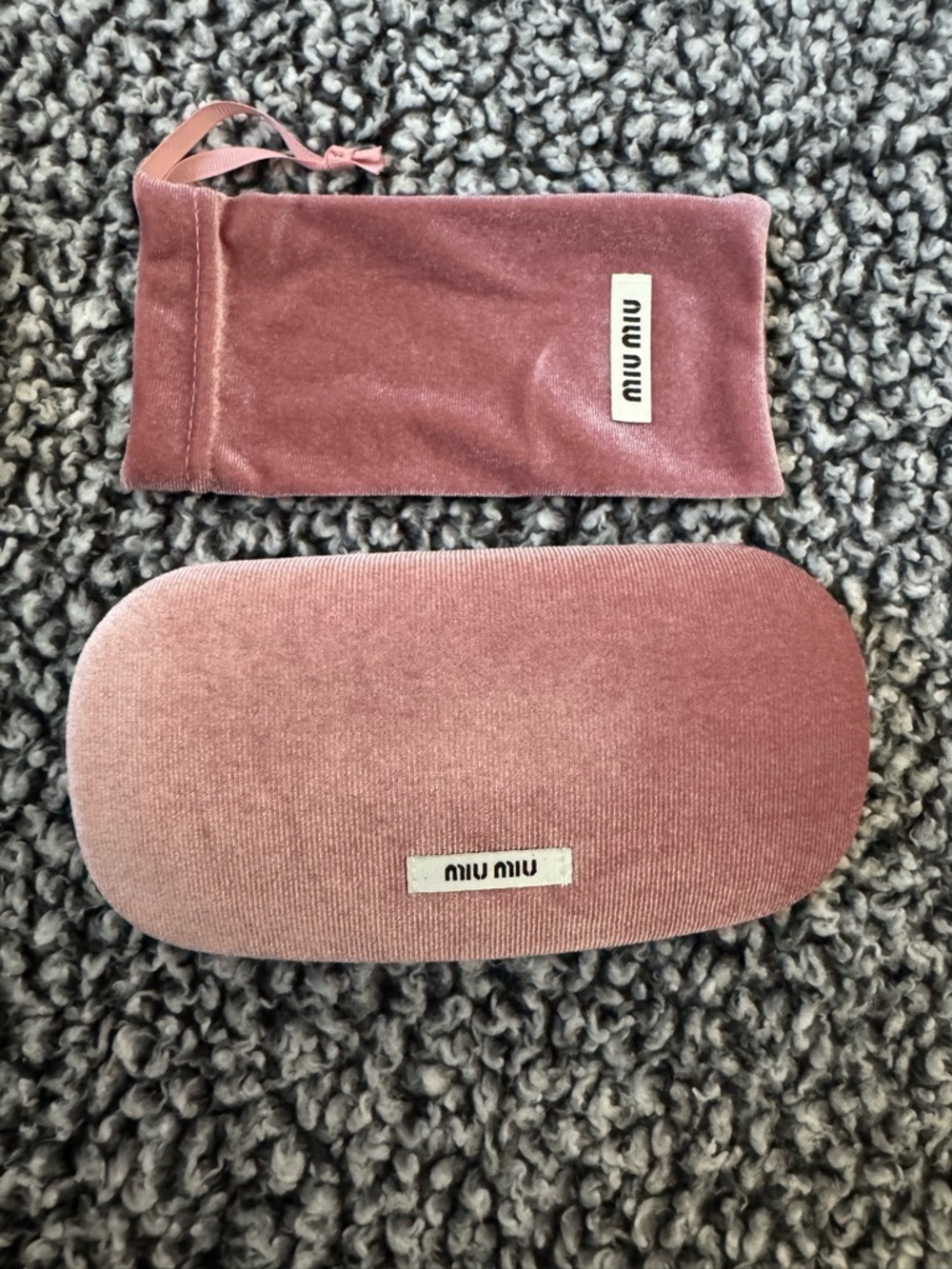 Miu Miu Sunglasses - Picture 6 of 6